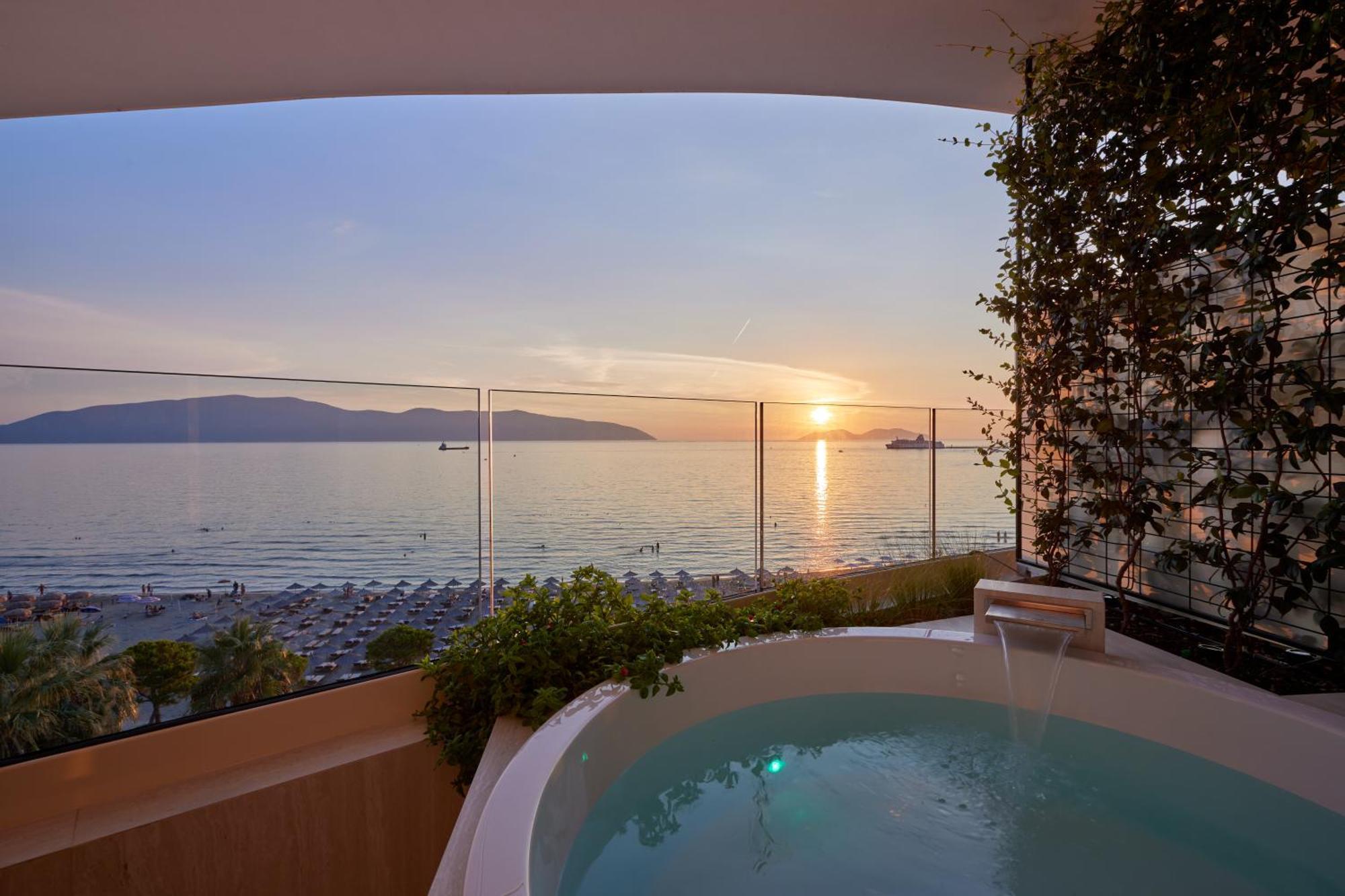 Valis Luxury Hotel Vlorë Eksteriør bilde
