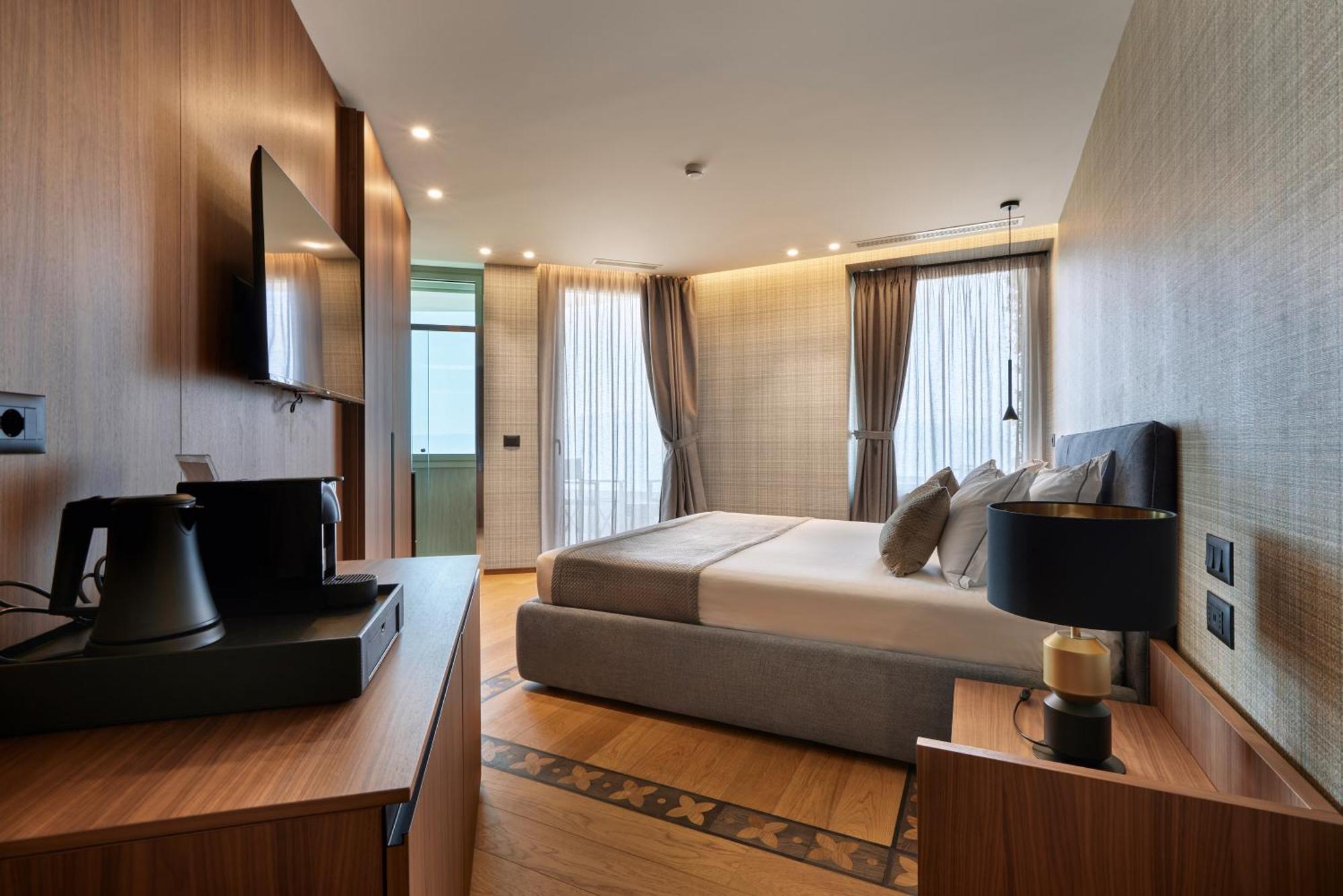 Valis Luxury Hotel Vlorë Eksteriør bilde